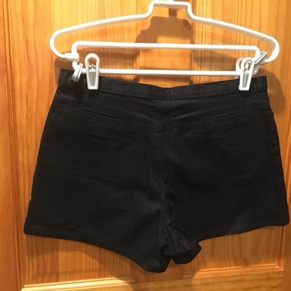 Palco Shorts - Picture 3 of 4